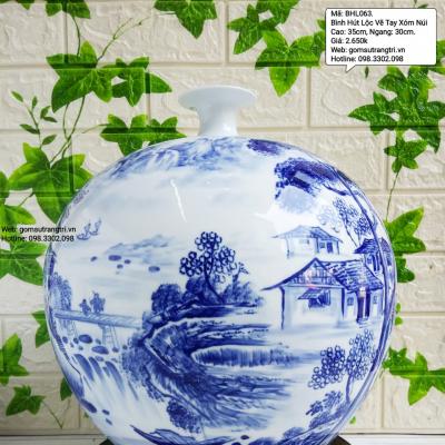 BÌNH HÚT TÀI LỘC HỌA TIẾT XÓM NÚI - SẢN PHẨM GỐM SỨ VẼ TAY CAO CẤP
